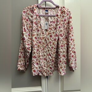 Women’s NWT floral Old Navy blouse